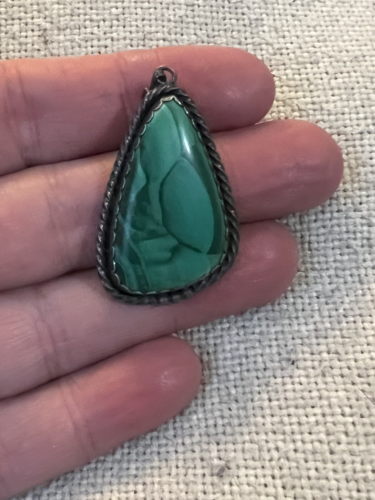 STERLING SILVER MALACHITE TRIANGULAR PENDANT MARK… - image 2