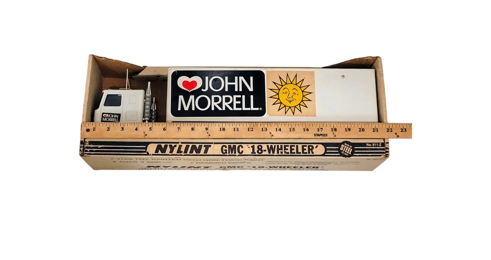 GMC 18 WHEELER VINTAGE JOHN MORRELL TRAILER No. 911-Z - Image 3 of 4