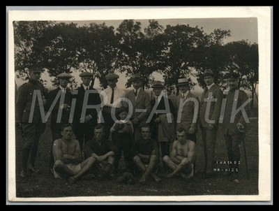 Foto, Nachl. Fliegering.Pelletier, Monteure in Zivil, L319L
