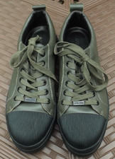 New No Box Ladies J SLIDES NYC Sz 8 Olive Green Black Platform Lace Up Sneakers
