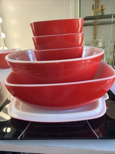 VTG Pyrex Red Hostess Set 525B 2.5 Qt Bowl w/ 5 410 Bowls Private For Watson