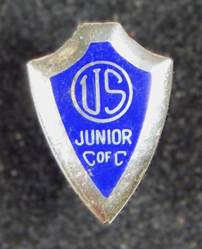 U.S. JUNIOR CHAMBER OF COMMERCE JAYCEES PIN BACK FRATERNAL ORGANIZATION VINTAGE