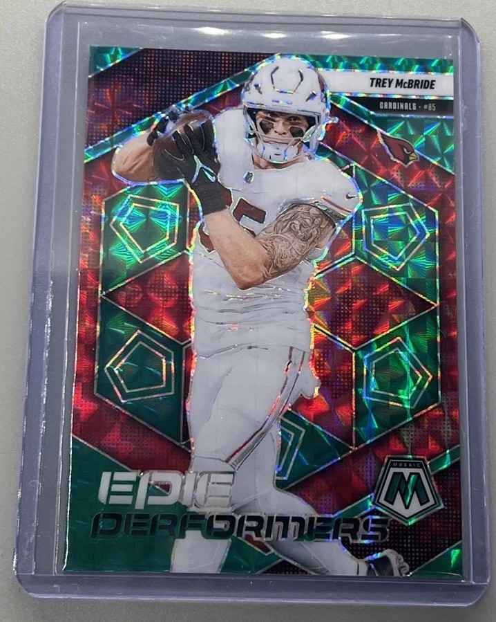 2025 Panini Mosaic - Epic Performers Trey McBride #10 Green Mosaic Prizm