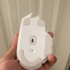 New Razer Basilisk V3 X Hyperspeed White Edit...