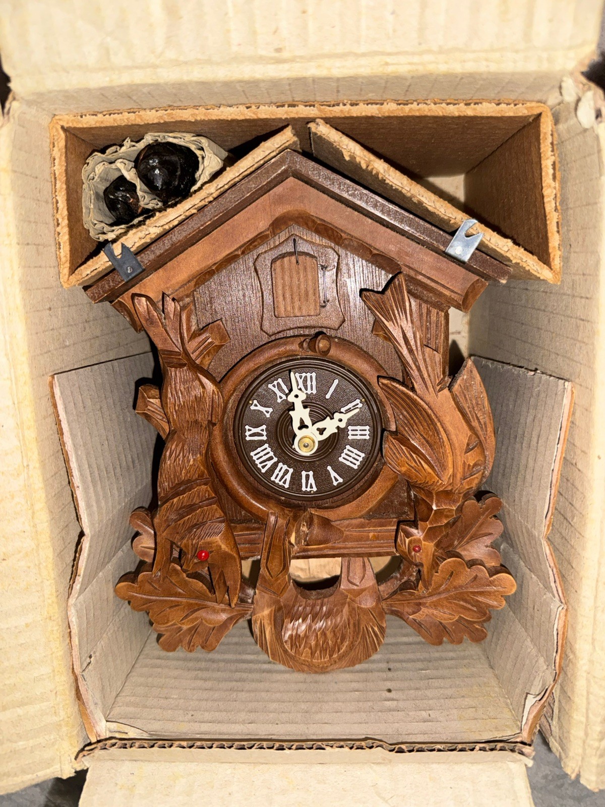 Cuckoo Clock Large German Black Forest Hunter vintage NEW In BOX