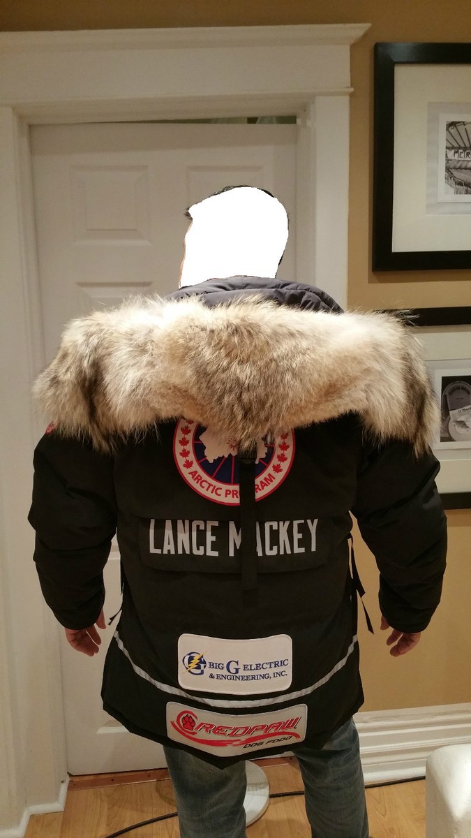 LIMITED EDITION IMPOSSIBLE TO FIND ICONIC CANADA GOOSE LANCE