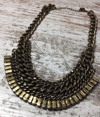 Forever 21 Rhinestone Bib Statement Necklace - Picture 8 of 9