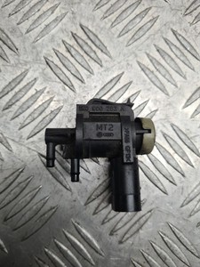 Volkswagen Golf V 2005 Diesel 1kW Turbolader Druckwandler Magnetventil DRA19889