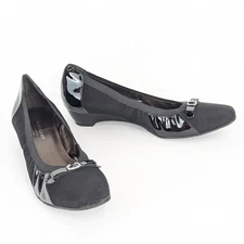 Mark Lemp By Walking Cradles Black Wedge Heels Size 8.5N Ballet Style Buckle Bow