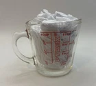 Pyrex Measuring Cup 508  1 Cup Red Lettering Closed D Handle USA Vintage