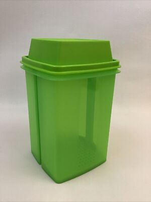 Tupperware Pick-a-Deli Pickle Olive Keeper Container 3 pc Set Green Lg 1560