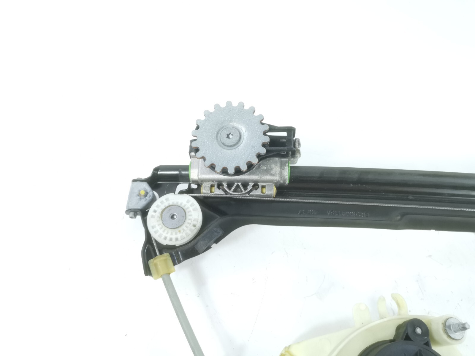 17-20 MASERATI Levante REAR RIGHT PASSENGER DOOR WINDOW REGULATOR 670104205