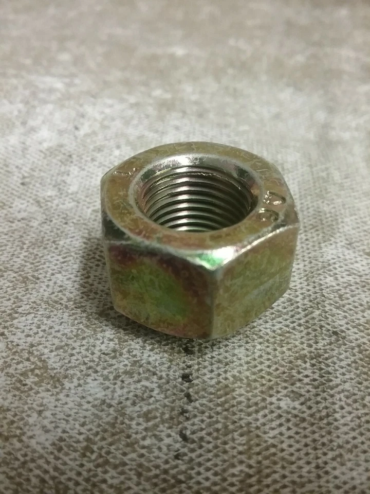 Tuerca de rueda Mopar 6035810 Foto 3 de 3