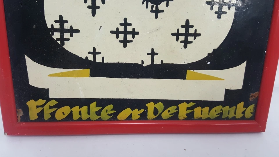 Vintage HAND PAINTED COAT OF ARMS DE FUENTE Surname Latin Motto Heraldic Crest - Image 3 of 4