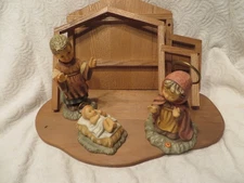 Vintage Berta Hummel Goebel Nativity Holy Family 1996 with Wood Stable