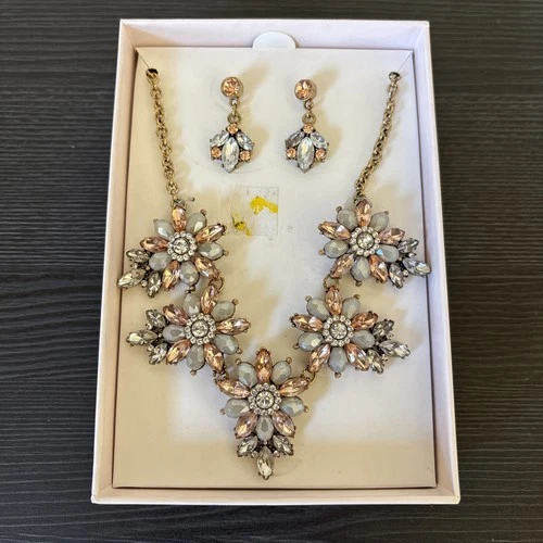 Vintage Look Rhinestone Necklace and Earring Set Statement Costume Jewelry