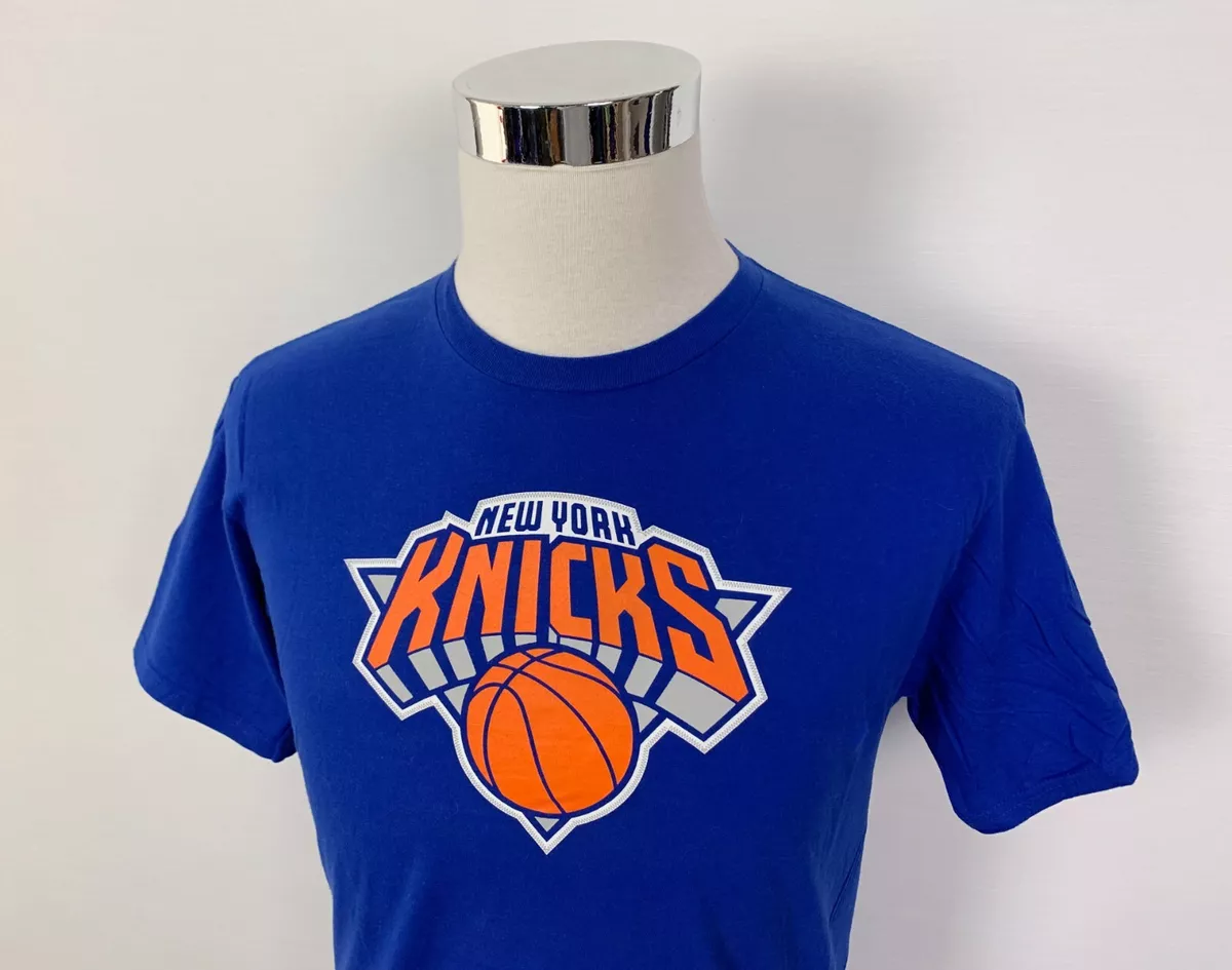 Derrick rose knicks t shirt hotsell