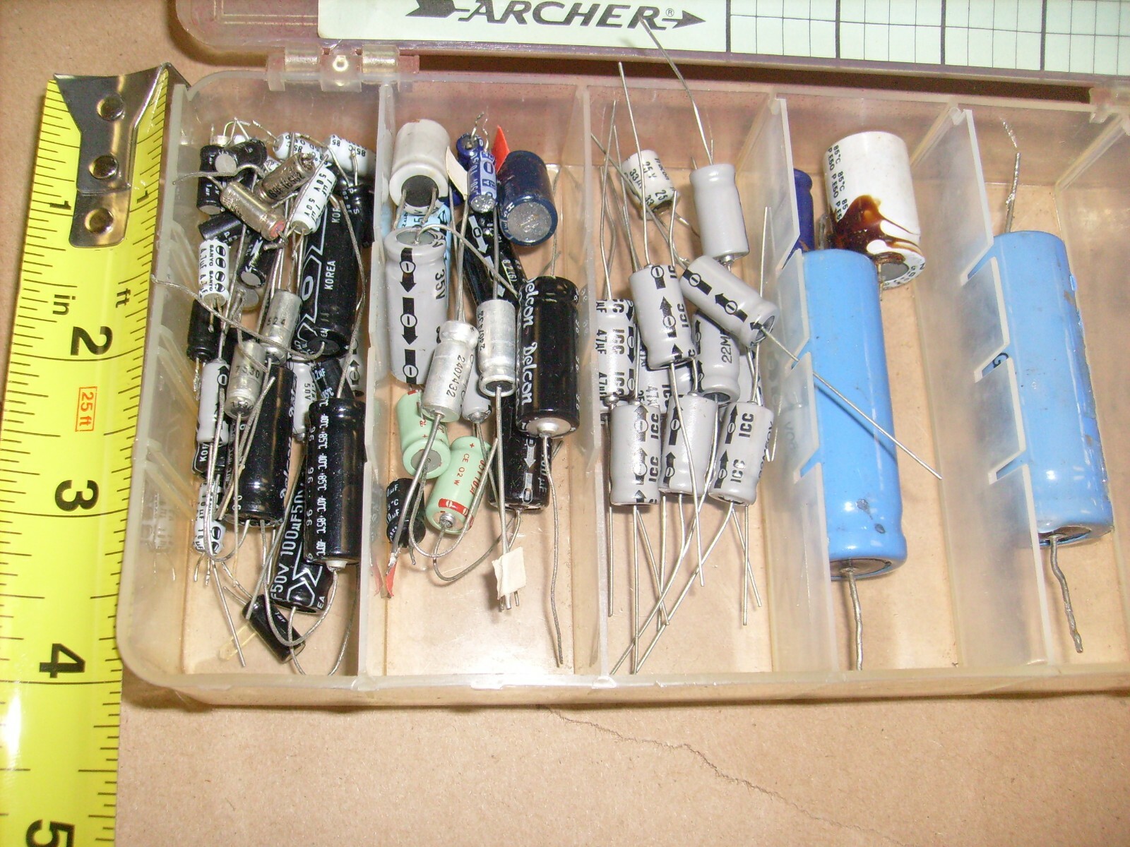 ARCHER CAPACITOR 272603 KIT RADIO SHACK DISC LOT WHATS LEFT RADIO