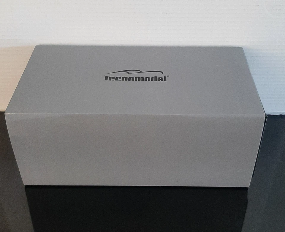 ALFA ROMEO DISCO VOLANTE 1:18 - Immagine 2 di 4