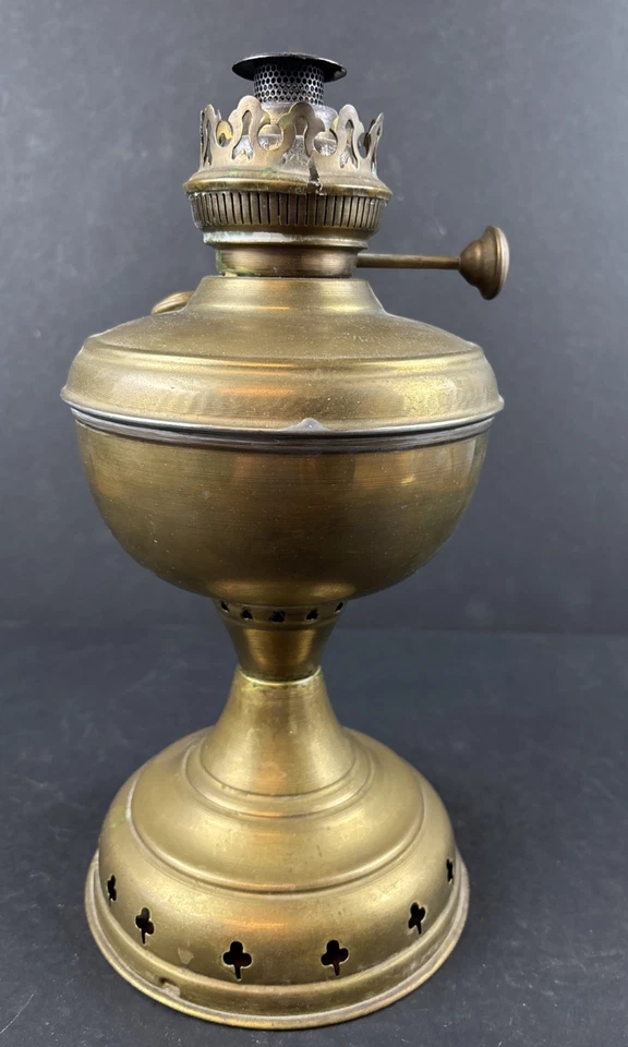 Antiga lâmpada a óleo de querosene de latão russo Otto Muller 1880 ~ lâmpada espirril ~ trevos - Imagem 3 de 4