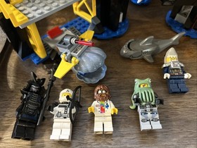LEGO The Ninjago Movie: 70631 Garmadon's Volcano Lair SOME PIECES ARE MISSING