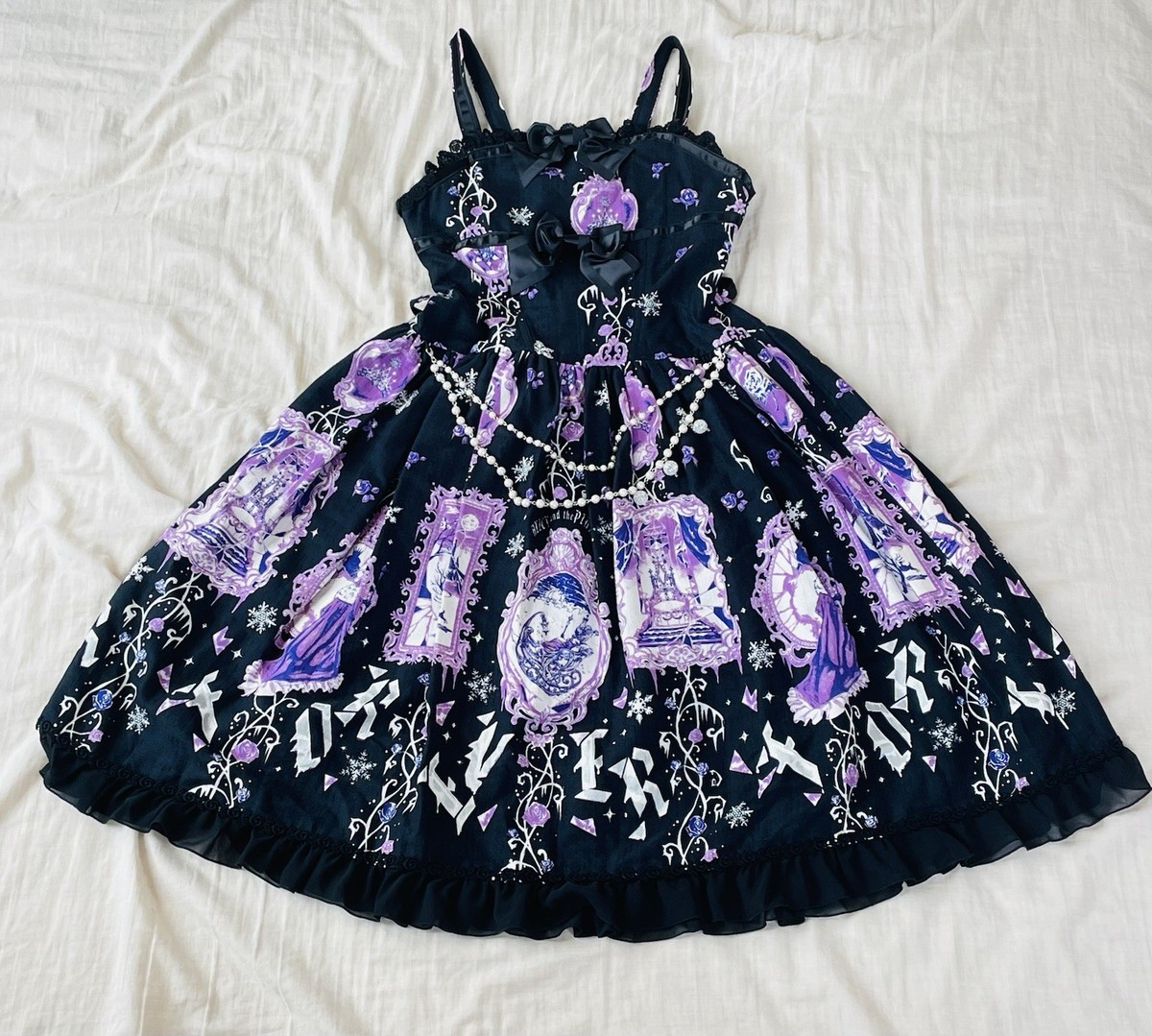ALICE and the PIRATES black dress jumper skirt ice queen and White 