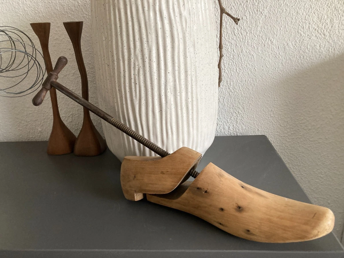Paire D'embauchoirs En Bois Pour Cordonnier - Taille 25 Cm - Anciens
