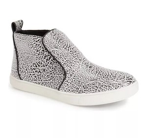 sam edelman white slip on sneakers