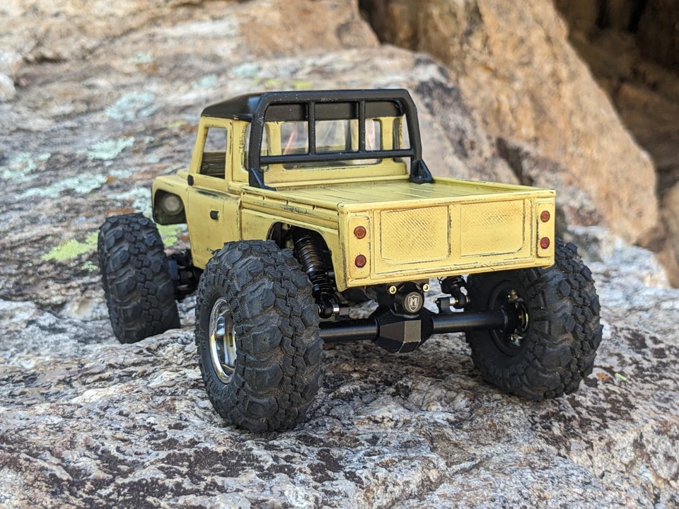 Axial SCX24 1/24 Land Rover Defender (135mm) Scale BodyRC Crawler Truck - Image 3 of 4