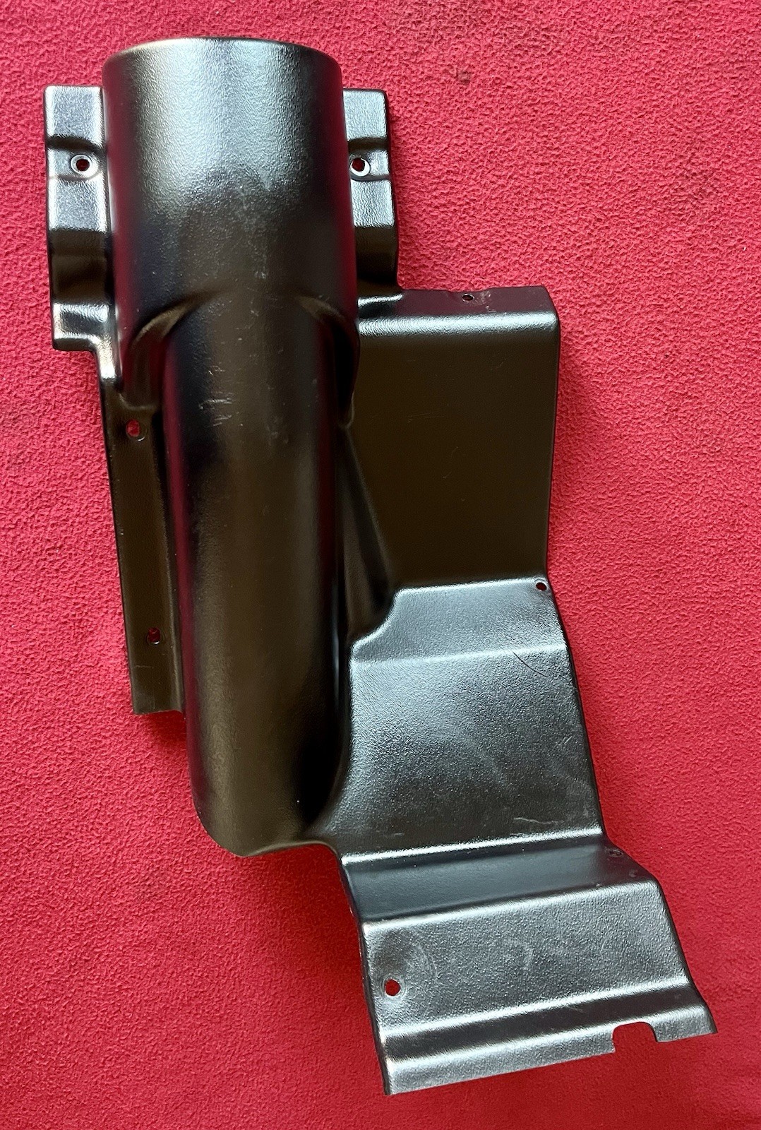 Peterbilt 379 tilt steering column bottom plastic cover trim 330 377 378 375