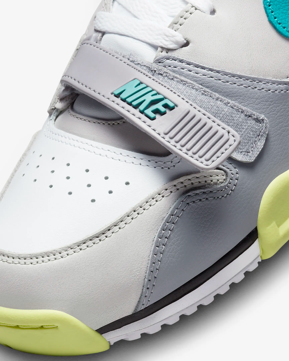 シューズ Nike Air Trainer 1 9.5 US / 43 EU Amazon.com | Nike Air Trainer 1 Essential Mens Trainers