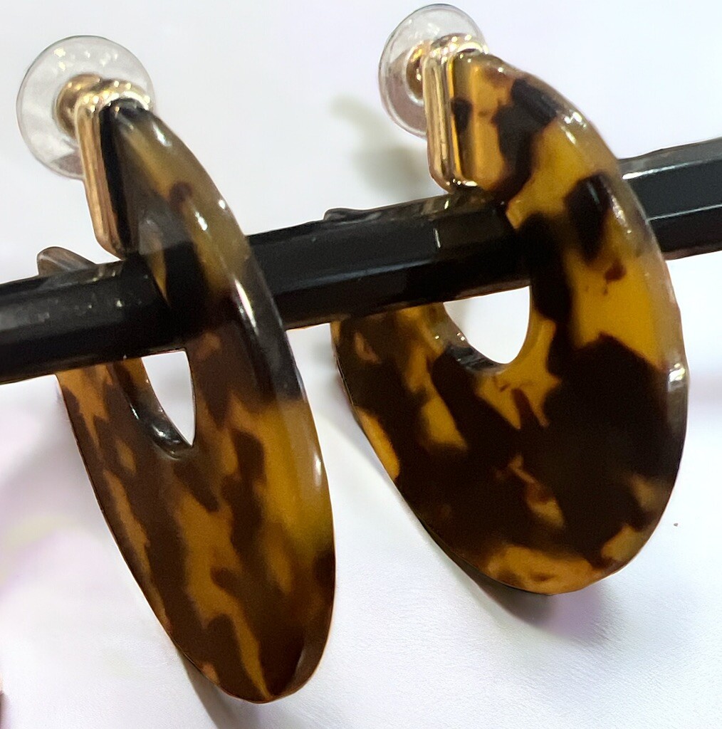 Simulated Tortoise Shell Earrings Drop Dangle Cir… - image 2