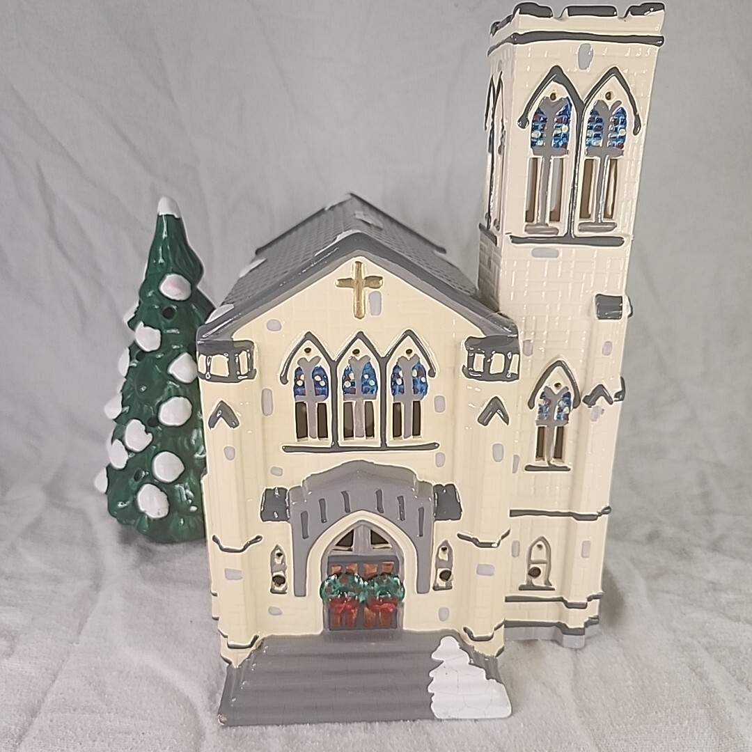 Snow Village Collection Cathedral 1987 DEPT 56 Lighted Snow Village Collection Cathedral 1987 DEPT 56 Lighted
