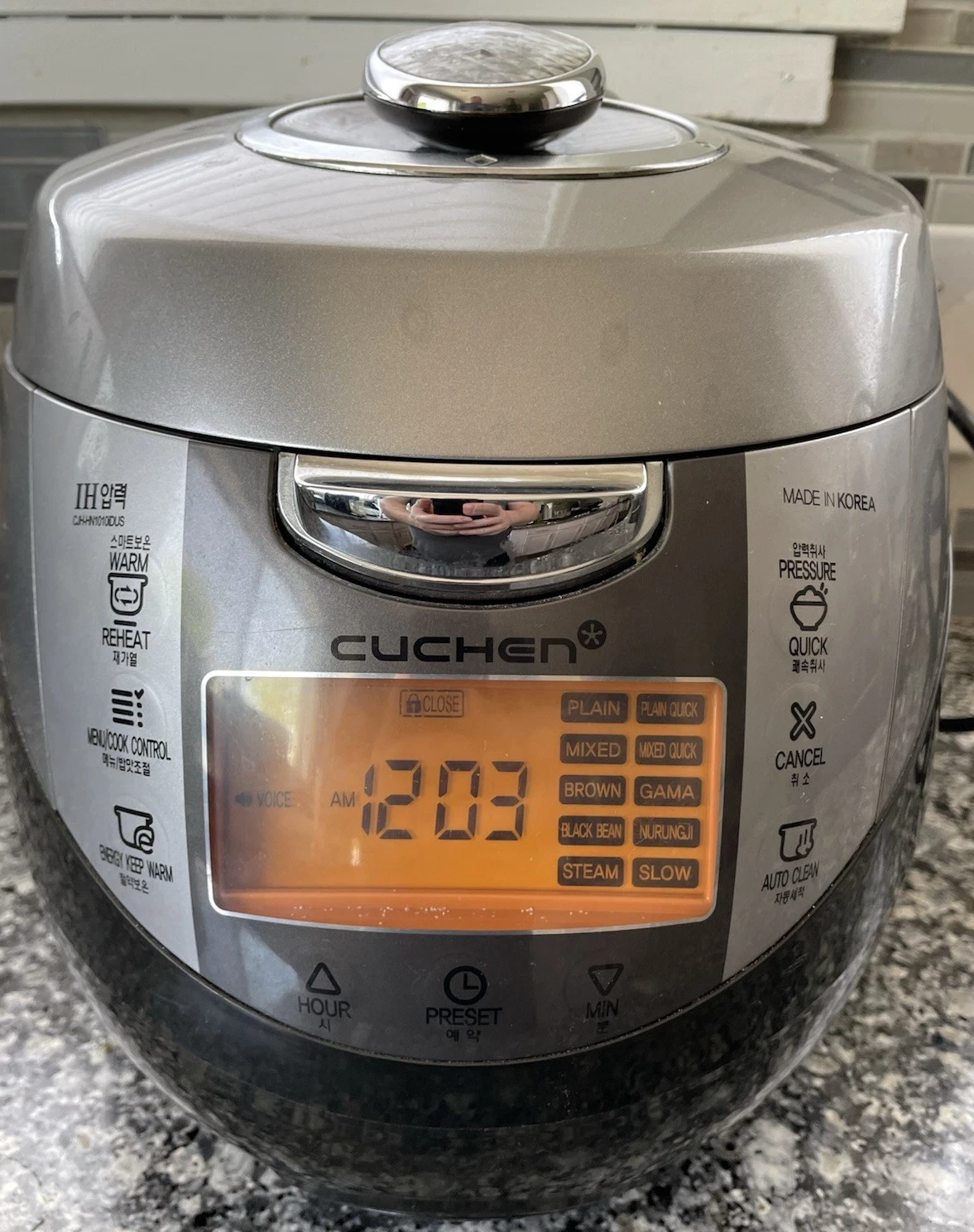 Cuchen Electric Pressure Rice Cooker CJH-HN1010IDUS 10 Cup w Voice Notifications