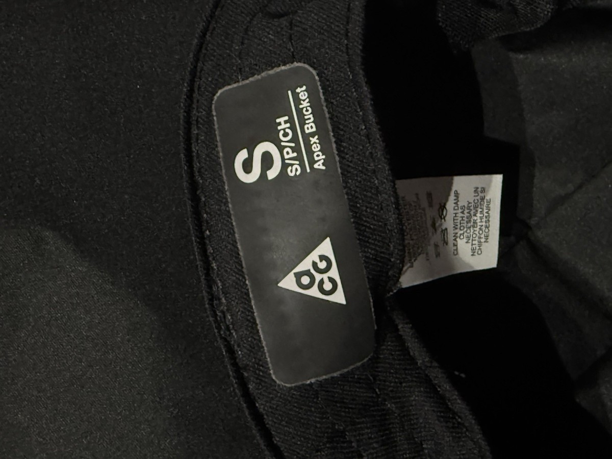 Size S - Nike ACG Apex GoreTex Infinium Bucket Hat Black