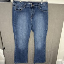 Levi  s Women  s 515 Boot Cut Size 14 Jeans