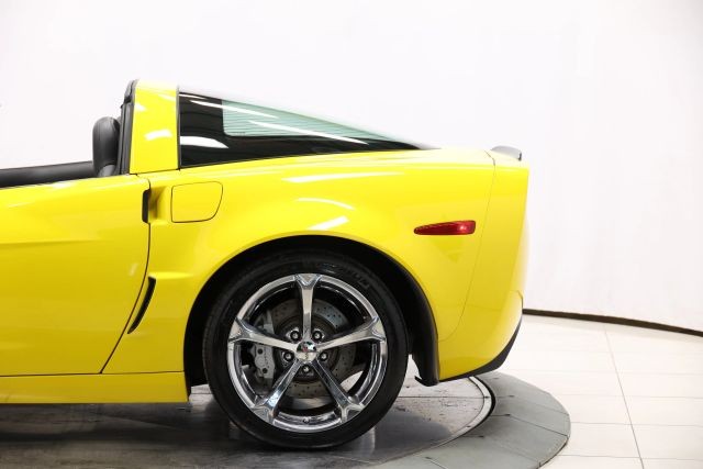 2010 Yellow Chevrolet Corvette   | C6 Corvette Photo 10