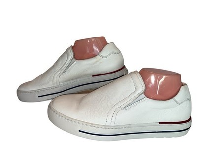 Paul Green Women s Size 7.5 White Leather Sneakers Deck Shoes Super Soft Soles