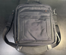 Victorinox SwissArmy Vertical Deluxe Travel Companion 3 Way Carry Crossbody Blk