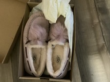 UGG DAKOTA POM POM SUEDE SLIPPER MOCCASINS