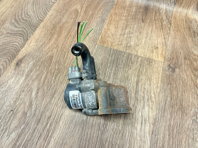 92-94 LEXUS LS400 1UZ-FE 92-96 SC400 EGR VALVE 25620-50020