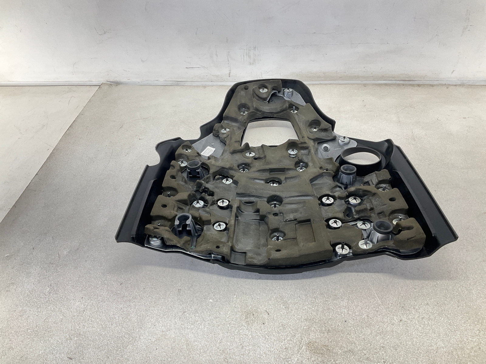 17-18 MASERATI Levante 3.0L Engine Motor Top Cover Panel OEM CM