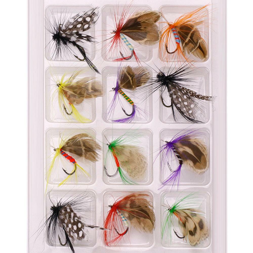 alligator grabbing hooked fish Over 200 alligator gar caught and landed on this rig and zero gut hooks!  Every single hook has been removed. If you are going to catch and release  alligator gar, I'll never