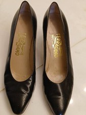 Salvatore Ferragamo Women's Pump size 9B