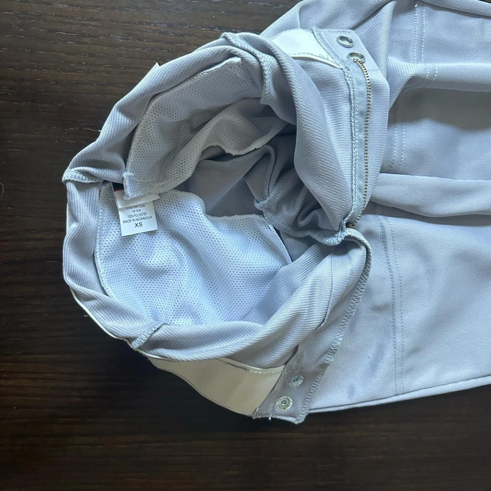 NEW WITH TAGS Wilson Gray Rrlaxed Fit Baseball Pants YOUTH XS YXS 🐝 - Image 4 of 4