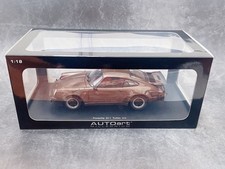 1/18  AUTOart PORSCHE 911 930 3.0 TURBO 511351