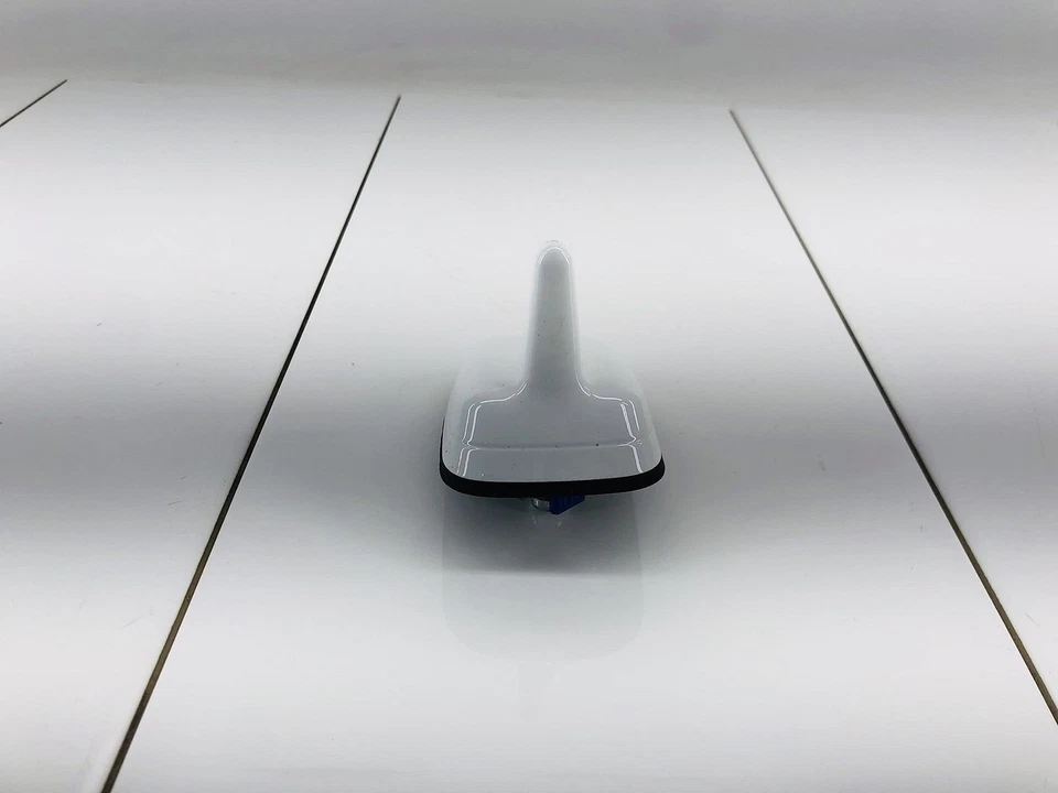 ANTENA ALETA TIBURÓN TECHO EXTERIOR SUPERIOR TRASERO AUDI A4 QUATTRO IBIS BLANCO OEM Foto 3 de 4