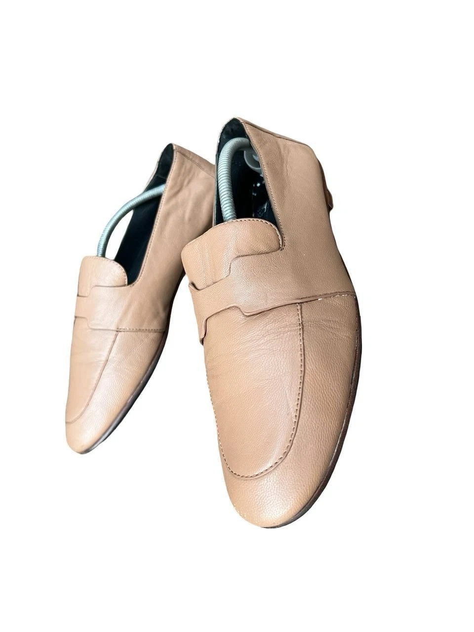 Hermès Paris Soft Leather Loafers Taupe Beige Slip On Shoes EU 38 US 7.5 Italy
Opens in a new window