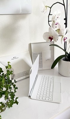 Apple Magic Keyboard für iPad Pro 11  Tablet-Tastatur Weiß, OVP/Rechnung- TOP-