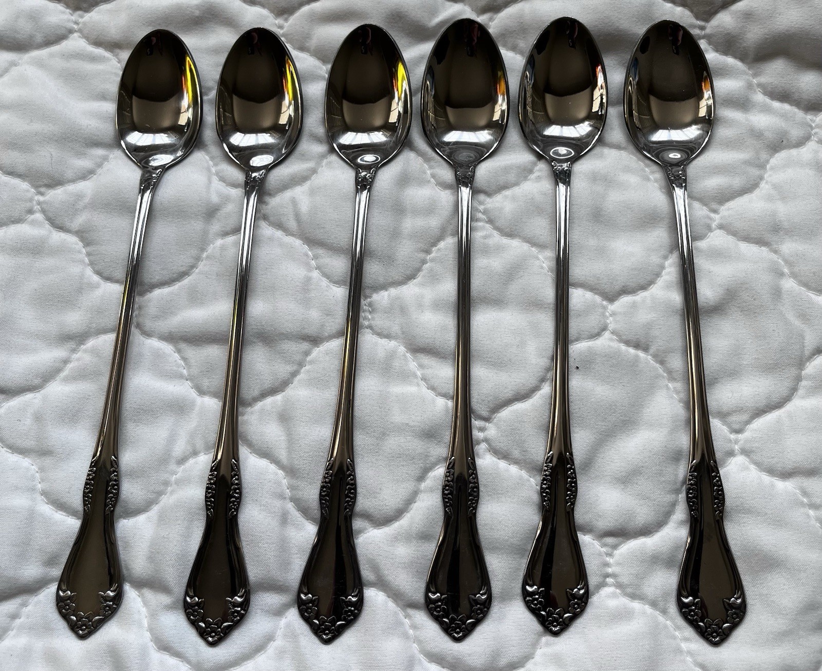 Wm. A. Rogers Oneida Stainless Steel Spoons Set Floral Glossy 6pcs Service 6